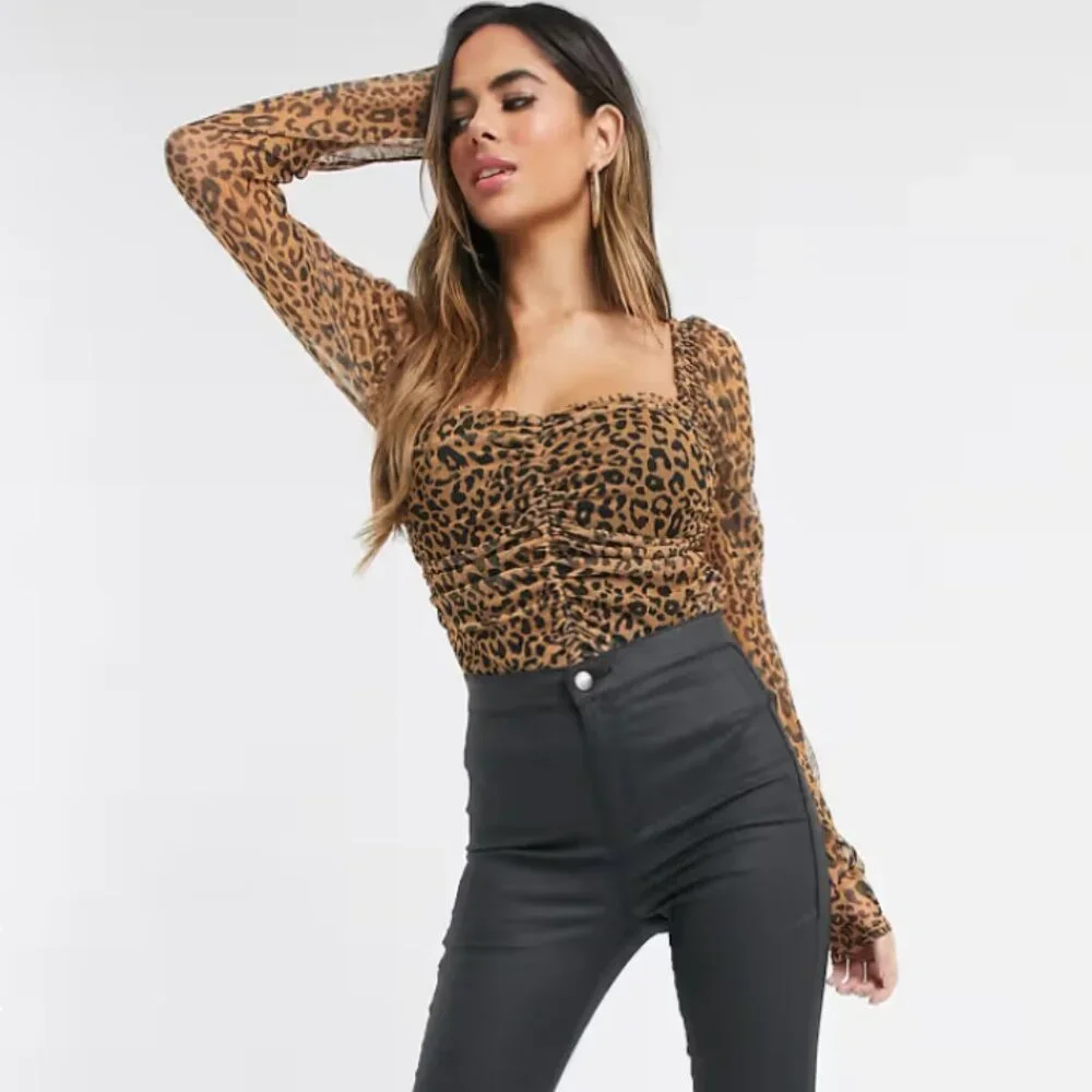 MISGUIDED Ruched Leopard Print Top - Picture 3 of 12